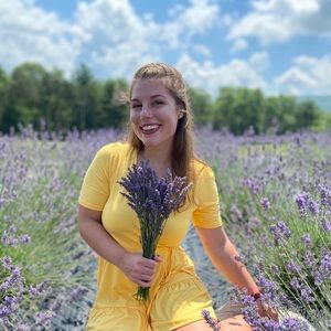 Meet your Posher, Sierra